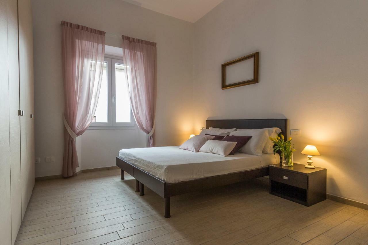 Emma & Olga Apartments -In The City Centre- Firenze Esterno foto